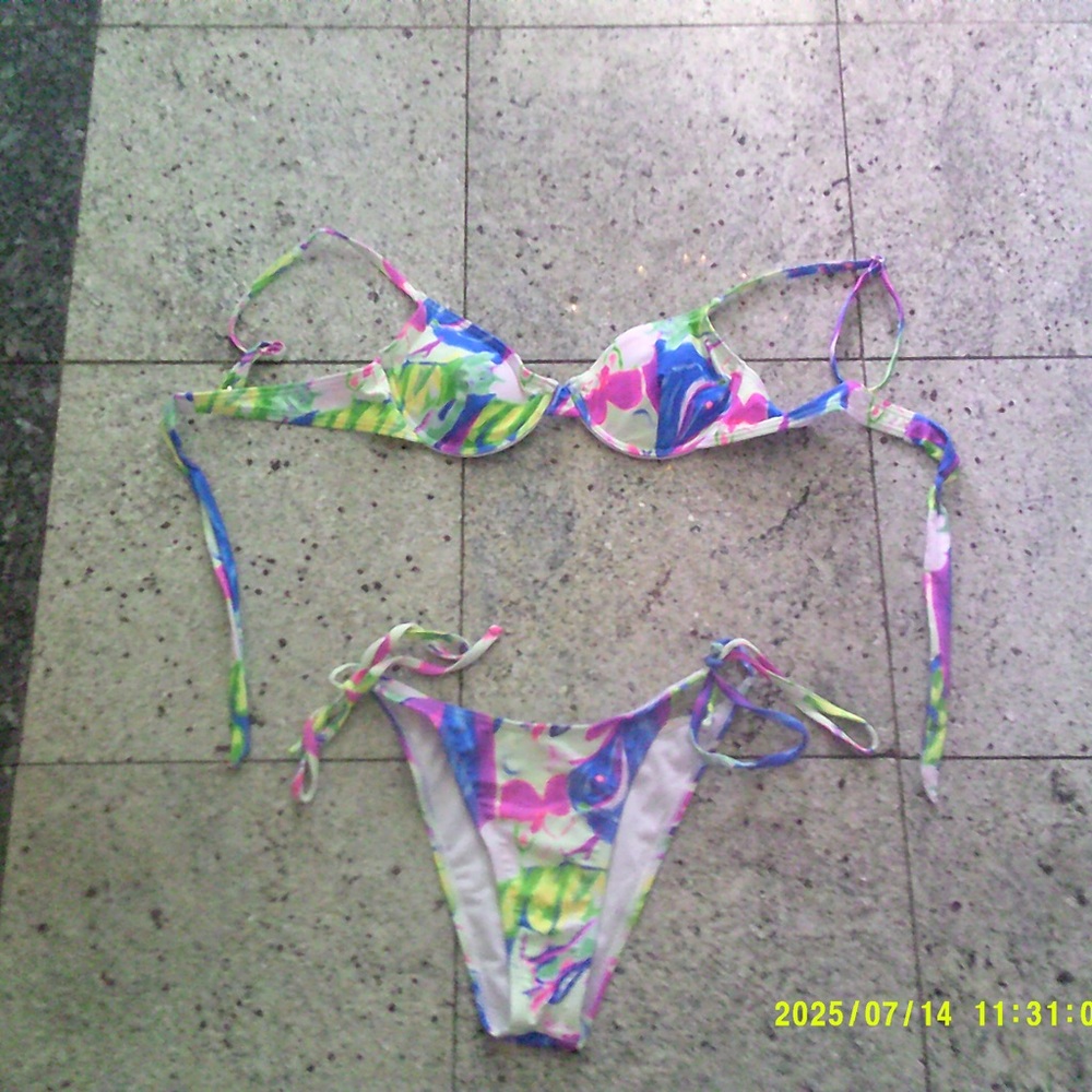 SHEIN Multicolor Bikini Set